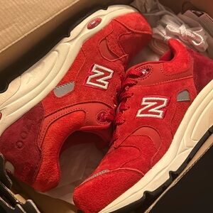 Kith x new balance 1700 - size 7 men